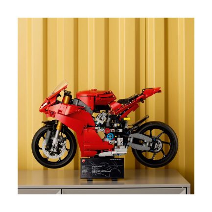 LEGO® Technic™: Ducati Panigale V4 S Motorcycle (42202) - Image 6