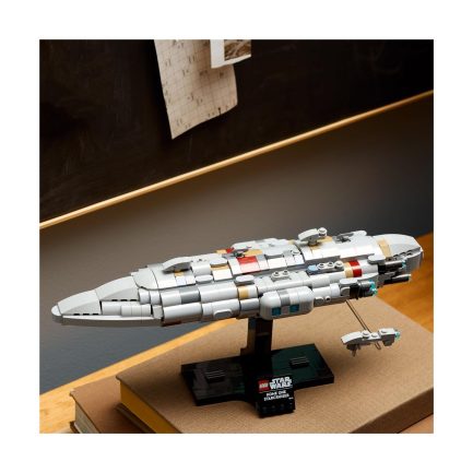 LEGO® Disney: Star Wars™ - Home One Starcruiser (75405) - Image 6